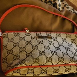 Cute!!!!Gucci Canvas Pochette(pre-loved)